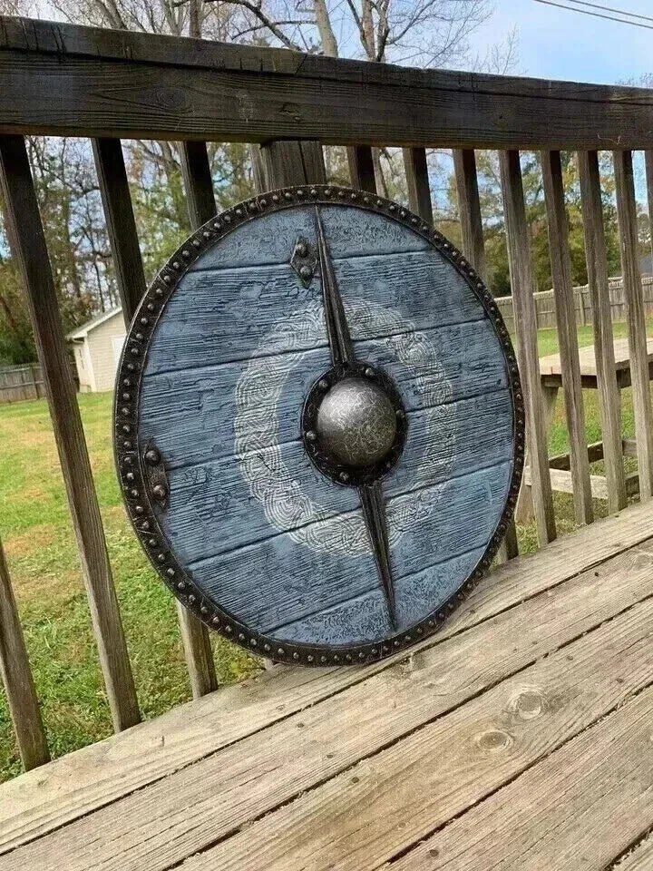Close-up detail of wood texture on 24-inch Viking Wooden Shield