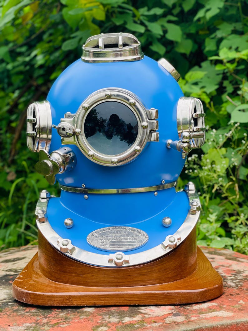 Deep Sea Scuba Divers diving helmet made of durable metal
