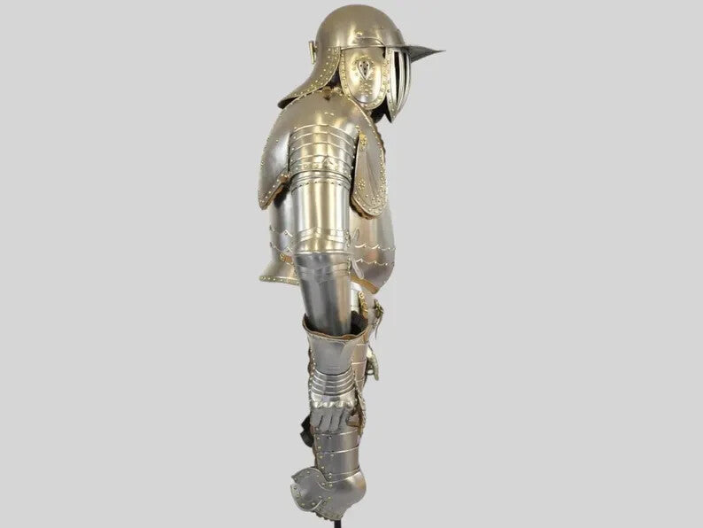 Side profile of 15th Century Germanic Full Body Armor – Beetle Plate Design by Artisans Hub