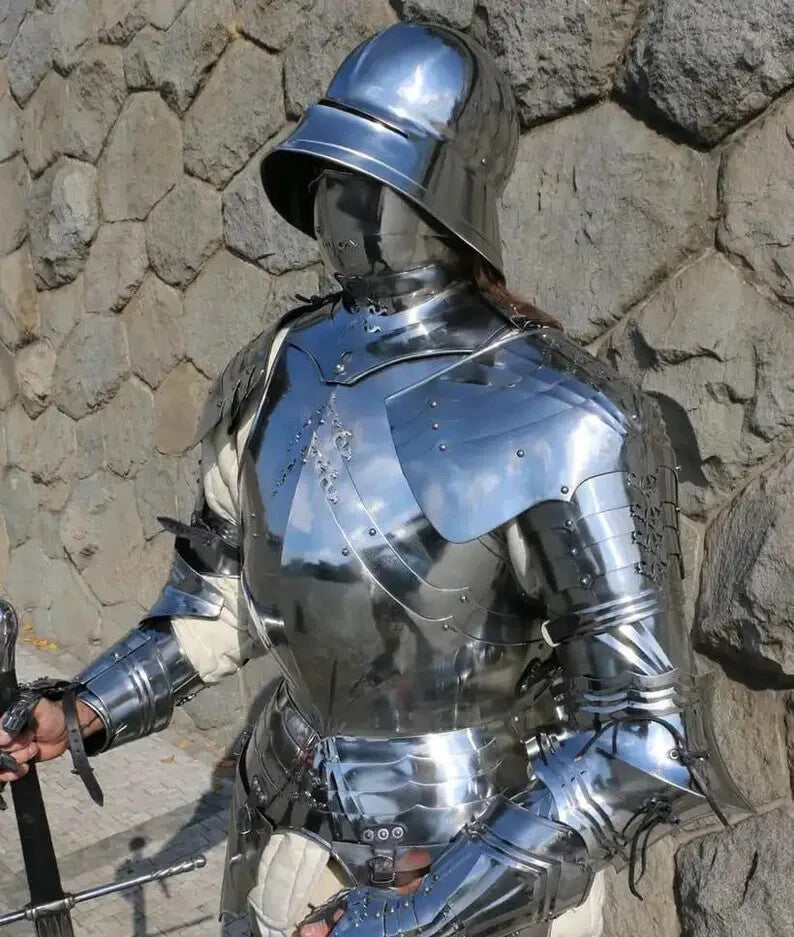 Close-up of Gothic Knight Armor Suit – Handmade detailing and steel craftsmanship by Artisans Hub