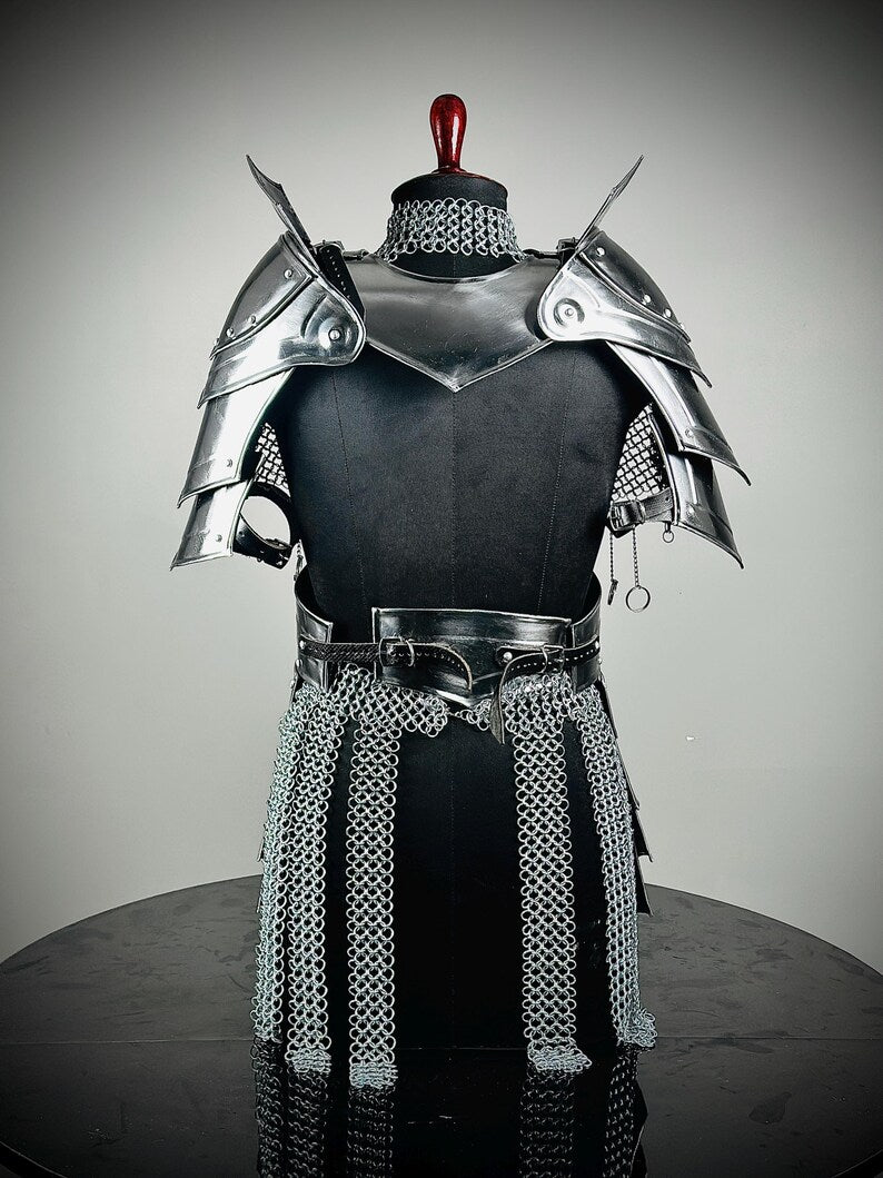 Mittelalterlicher Kürass-Rüstungsanzug für Damen – Ritter-Cosplay & LARP-Fantasy-Rüstung für Frauen