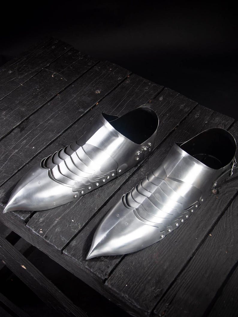 High-quality 18 gauge steel knight footwear sabatons with rolled edges
