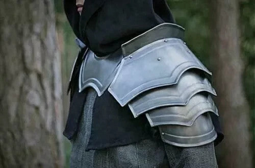 Side View of Viking Pauldrons and Gorget Shoulder Armor Set – Crusader LARP by Artisans Hub