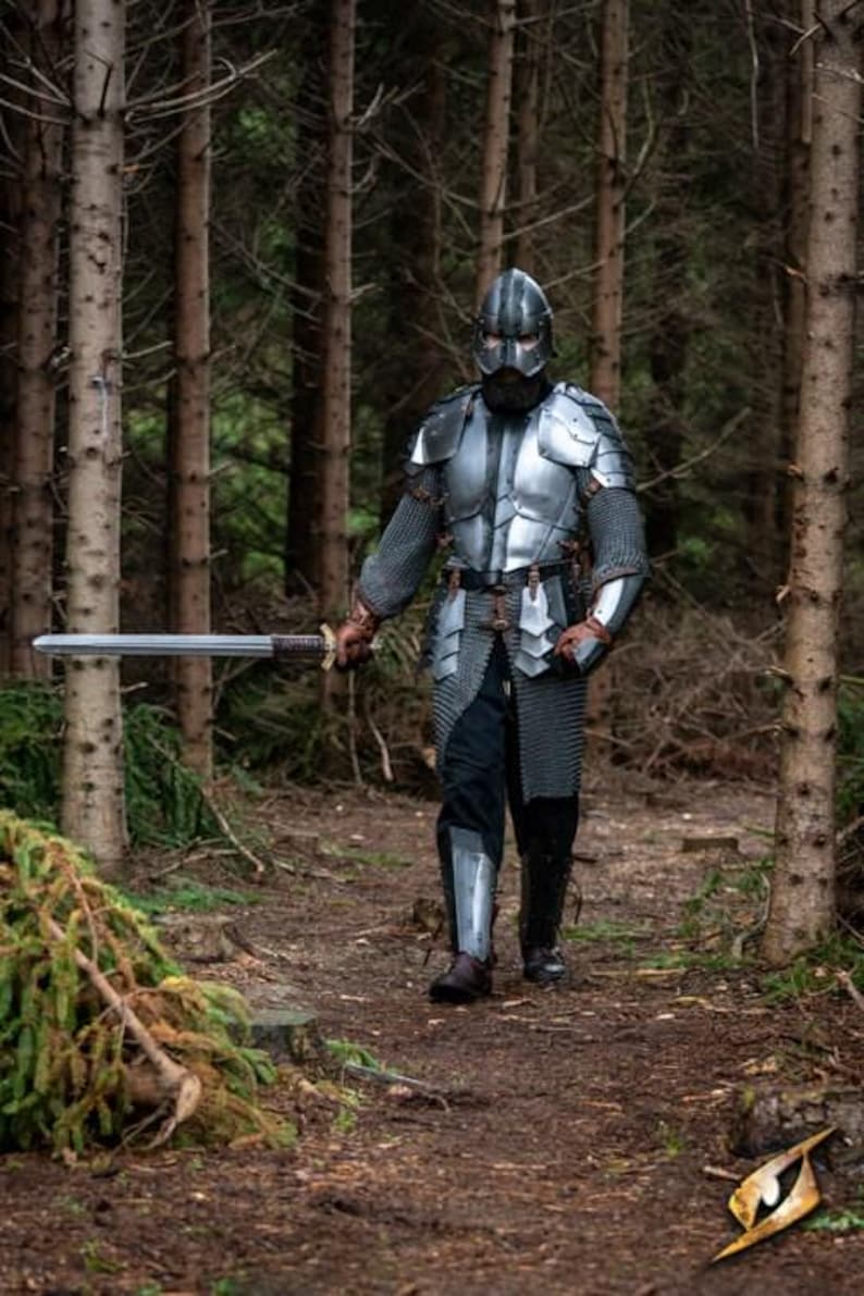 Medieval knight cosplay armor side view showing pauldrons and bracers