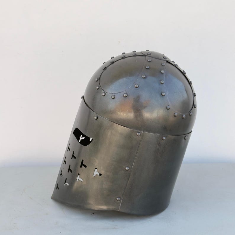 Complete medieval knight armor with Spangen Crusader helmet – perfect for costume and display