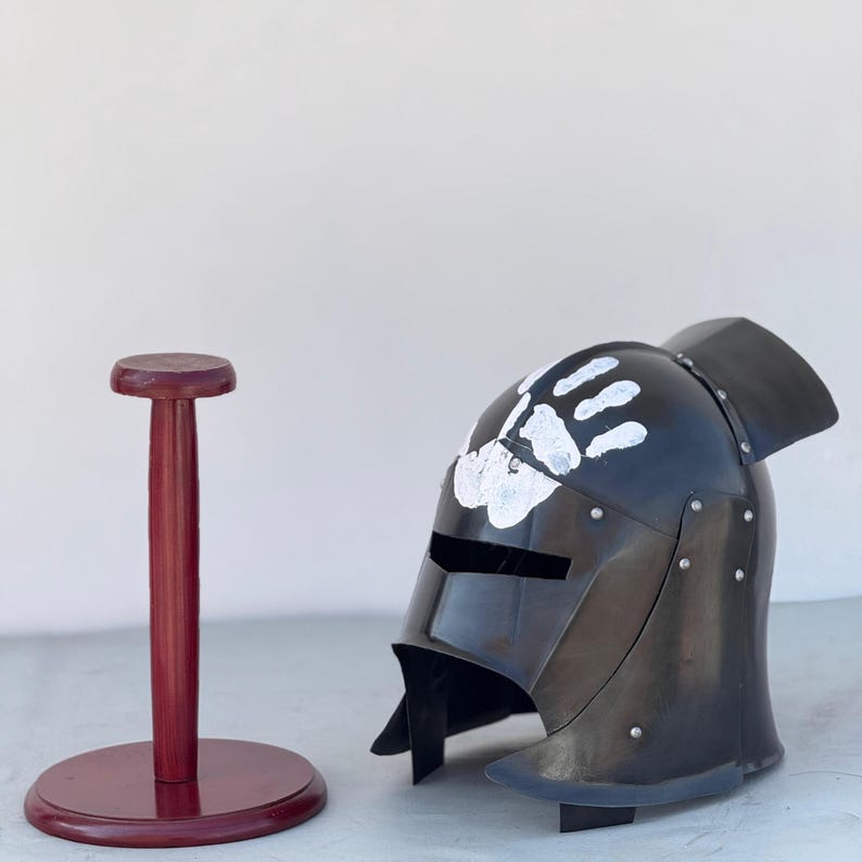 Side profile of Uruk-hai helmet inspired by Lord of the Rings replica armor
