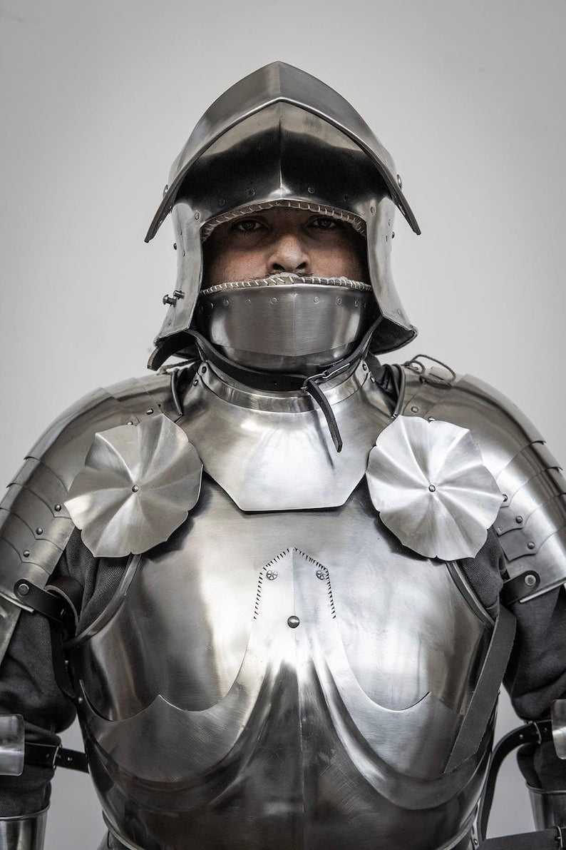15th Century Gothic Plate Armor with Sallet Helmet and Bevor