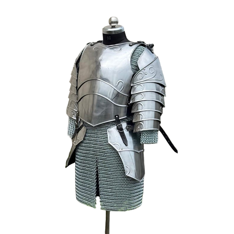 Close-up of leather and steel details on the Epic Elven Queen Armor – premium medieval reenactment armor