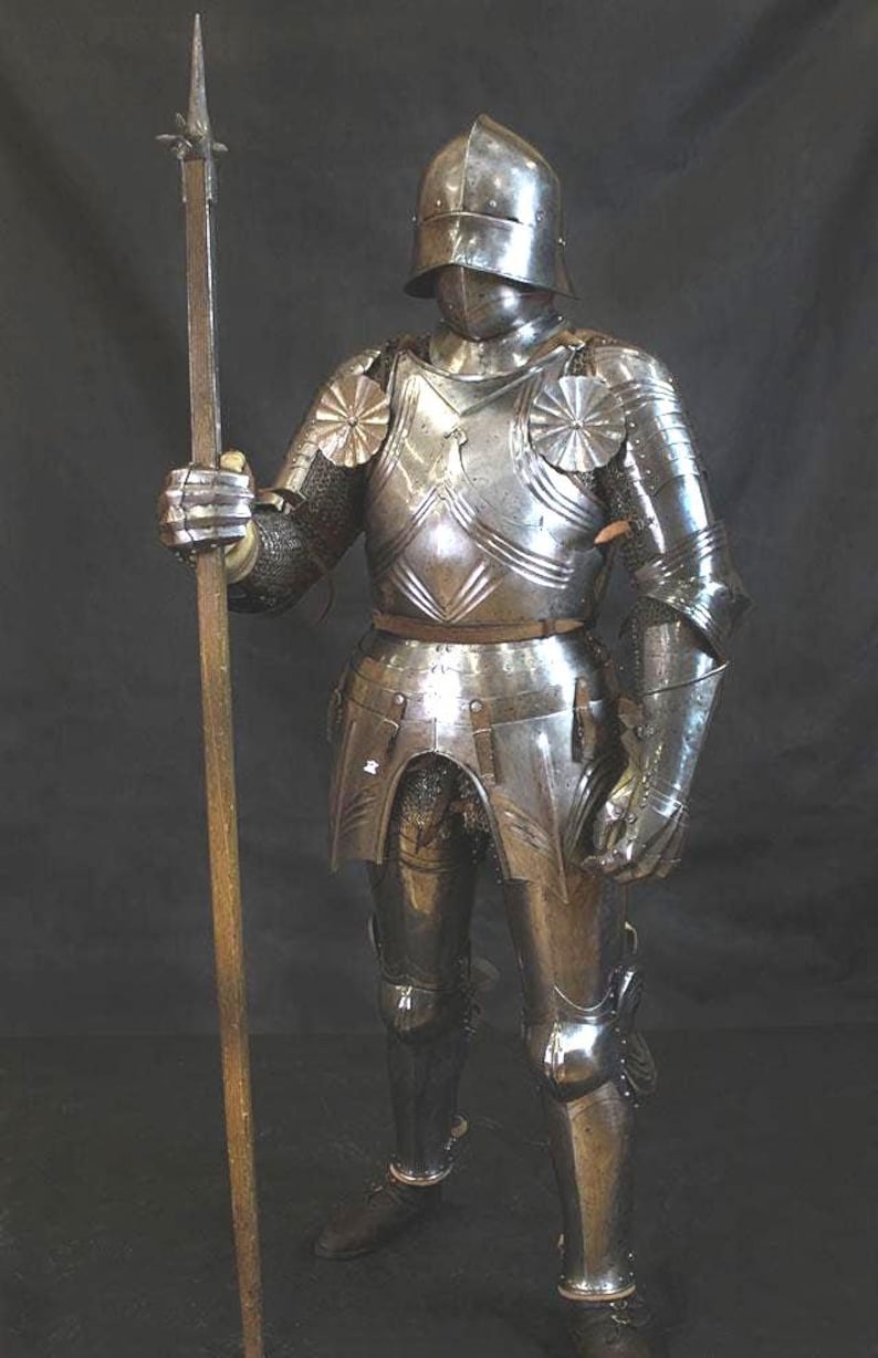 Handmade German Gothic Knight Armor – Full 15th-Century Plate Armor