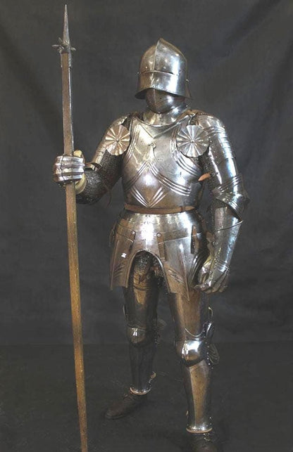 Handmade German Gothic Knight Armor – Full 15th-Century Plate Armor