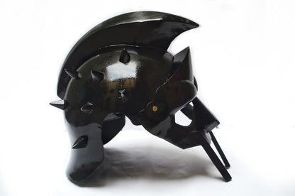 Maximus Helmet - Gladiator Fantasy Helmet for LARP, Cosplay & Events