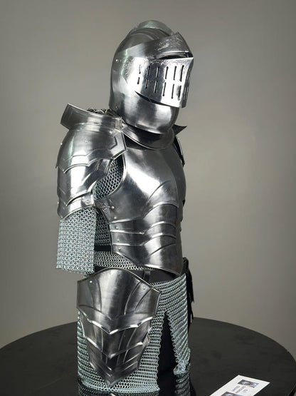 Mittelalterliche deutsche Ritterrüstung – Gotische Ganzkörperrüstung aus dem 14. Jahrhundert für LARP, Cosplay, Dekoration und Geschenke