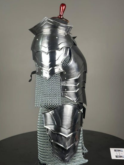 Mittelalterliche deutsche Ritterrüstung – Gotische Ganzkörperrüstung aus dem 14. Jahrhundert für LARP, Cosplay, Dekoration und Geschenke