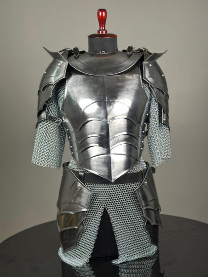 Mittelalterliche deutsche Ritterrüstung – Gotische Ganzkörperrüstung aus dem 14. Jahrhundert für LARP, Cosplay, Dekoration und Geschenke