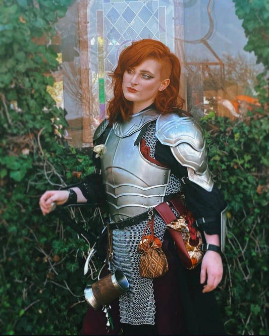 Front view of the Iron Rose noble warrior lady half body armor set, featuring a sculpted silver chestplate, pauldrons, and bracers.

