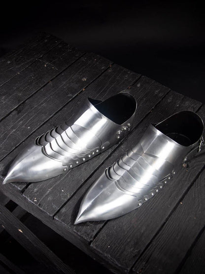 High-quality 18 gauge steel knight footwear sabatons with rolled edges
