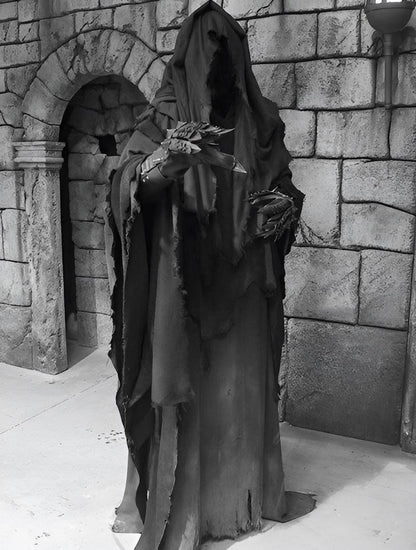  Full front view of Nazgûl Ringwraith costume with cloak and helmet for cosplay