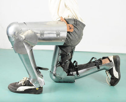 Hand-Polished Steel Knight Armor – Perfect for Cosplay and LARP Events