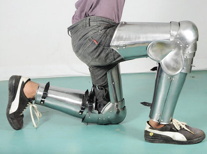 Hand-Polished Steel Gothic Leg Armor – Perfect for Cosplay and Renaissance Fairs