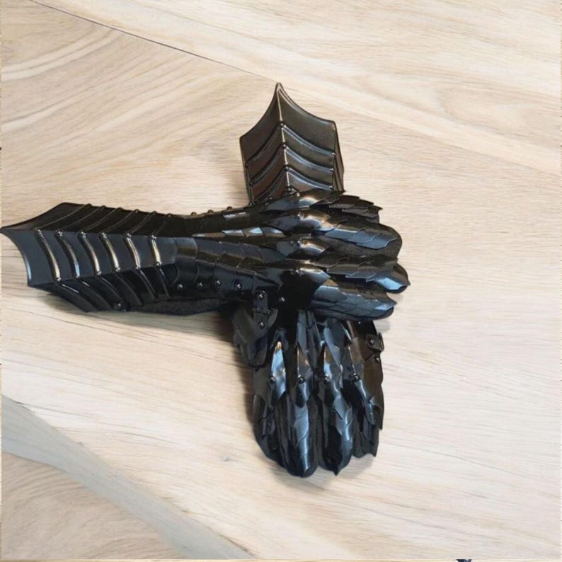 Ringwraith steel armor gloves perfect for cosplay and fantasy roleplay