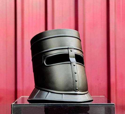 Front view of medieval knight helmet inspired by Solaire with feather detail and black powder coating