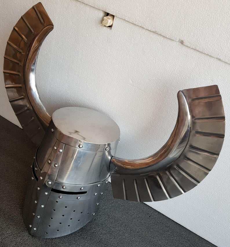 Templar and Teutonic inspired Knight Helmet with horns rear view
